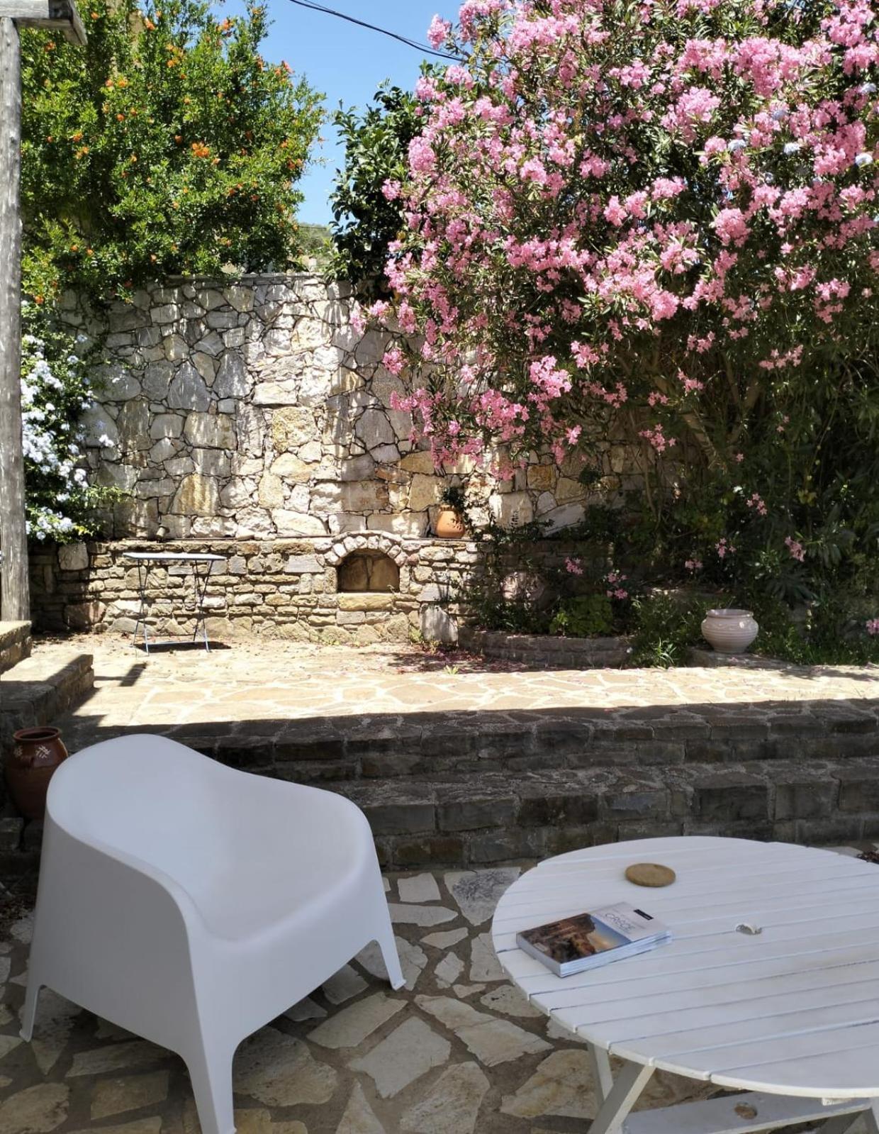 Lemon Tree Cottage Finikounta Dış mekan fotoğraf